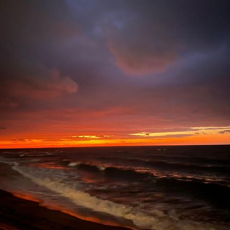 Beach Side Apartments Calahonda Ситио-де-Калаонда Экстерьер фото